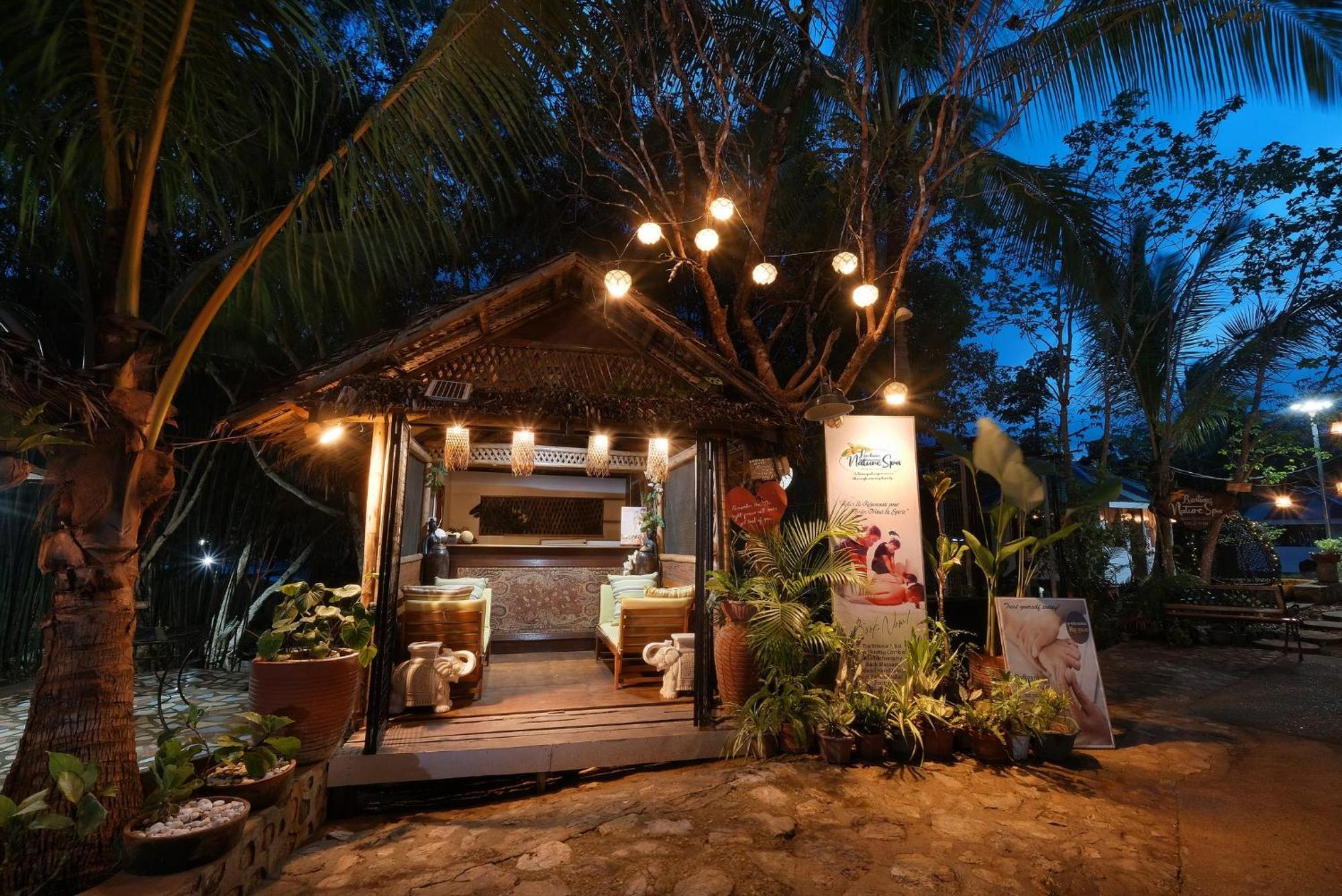 Villa Khadine Grand Vista Resort Coron Exteriör bild
