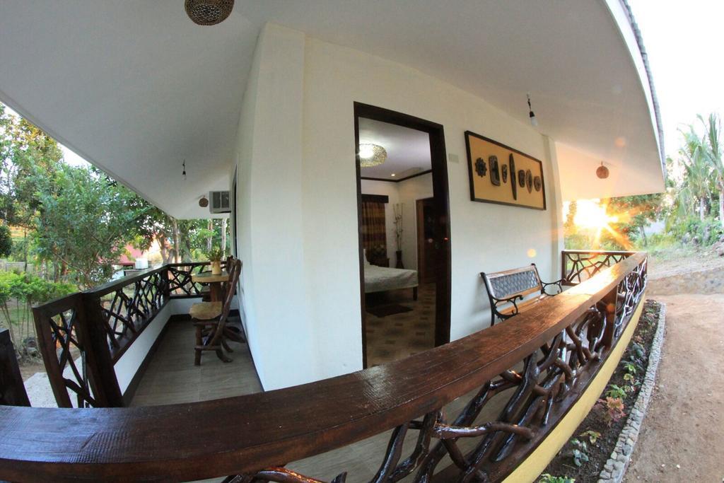 Villa Khadine Grand Vista Resort Coron Exteriör bild